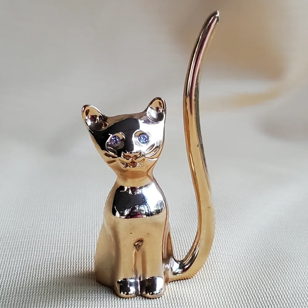 Gold Rhinestone Eye Cat Ring Holder
